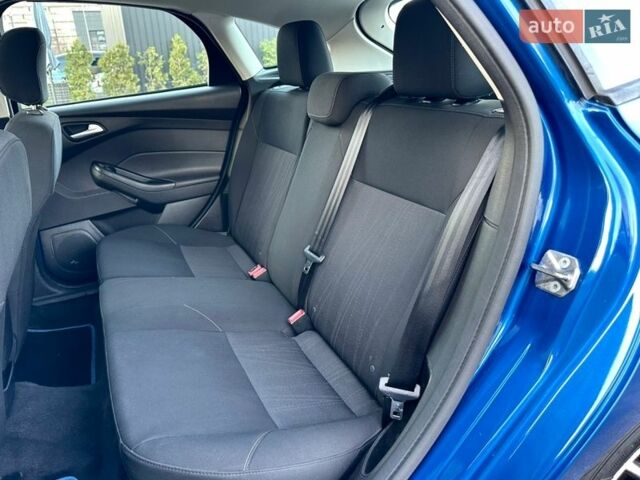 Синий Форд Фокус, объемом двигателя 2 л и пробегом 144 тыс. км за 8900 $, фото 31 на Automoto.ua