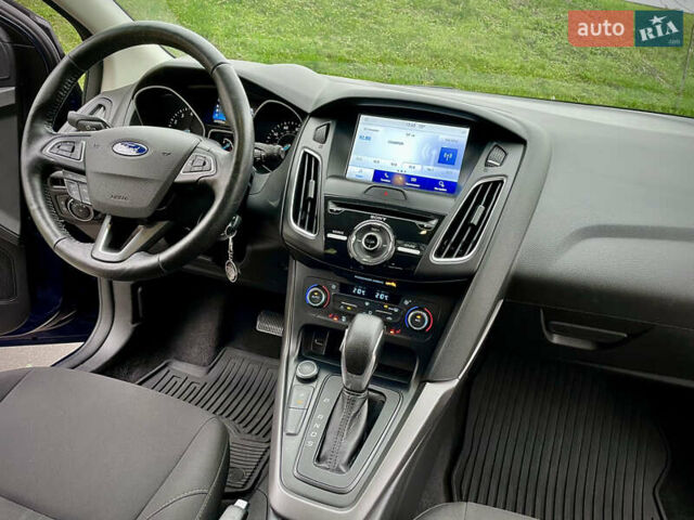 Синий Форд Фокус, объемом двигателя 2 л и пробегом 57 тыс. км за 11200 $, фото 47 на Automoto.ua