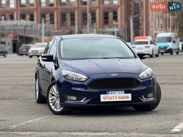 Синий Форд Фокус, объемом двигателя 2 л и пробегом 102 тыс. км за 9200 $, фото 2 на Automoto.ua