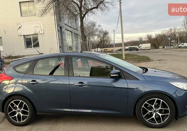 Синий Форд Фокус, объемом двигателя 2 л и пробегом 114 тыс. км за 9700 $, фото 4 на Automoto.ua