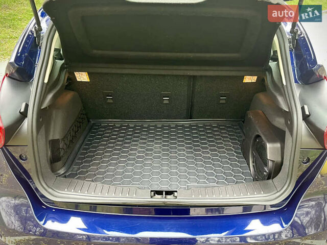 Синий Форд Фокус, объемом двигателя 2 л и пробегом 57 тыс. км за 11200 $, фото 68 на Automoto.ua