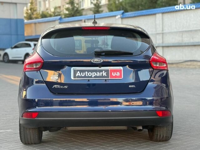Синий Форд Фокус, объемом двигателя 2 л и пробегом 102 тыс. км за 9990 $, фото 4 на Automoto.ua