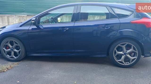Синий Форд Фокус, объемом двигателя 2 л и пробегом 32 тыс. км за 11000 $, фото 7 на Automoto.ua