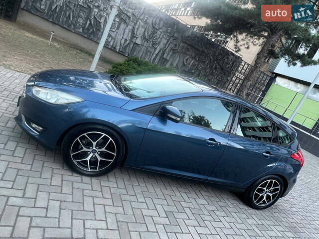 Синий Форд Фокус, объемом двигателя 2.01 л и пробегом 109 тыс. км за 9999 $, фото 3 на Automoto.ua