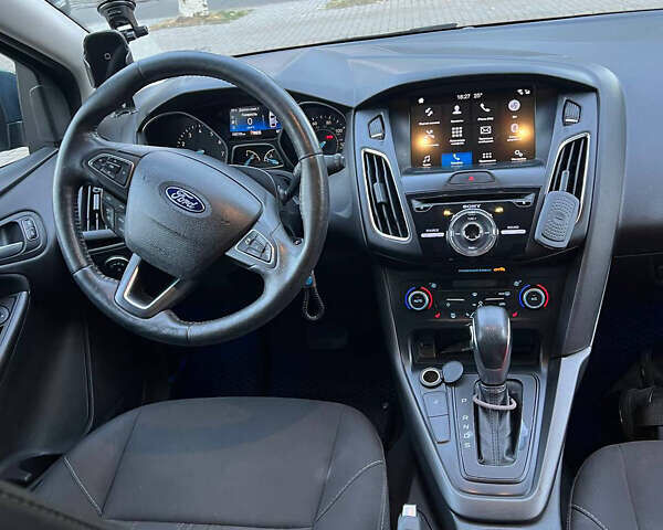 Синий Форд Фокус, объемом двигателя 2.01 л и пробегом 109 тыс. км за 9999 $, фото 8 на Automoto.ua