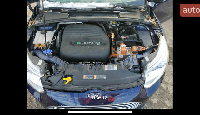 Синий Форд Фокус, объемом двигателя 0 л и пробегом 87 тыс. км за 10400 $, фото 10 на Automoto.ua