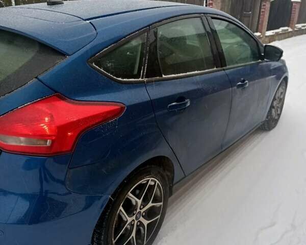 Синий Форд Фокус, объемом двигателя 2 л и пробегом 145 тыс. км за 9600 $, фото 2 на Automoto.ua