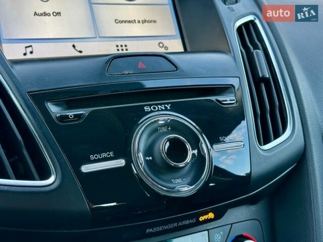 Синий Форд Фокус, объемом двигателя 2 л и пробегом 144 тыс. км за 8900 $, фото 28 на Automoto.ua