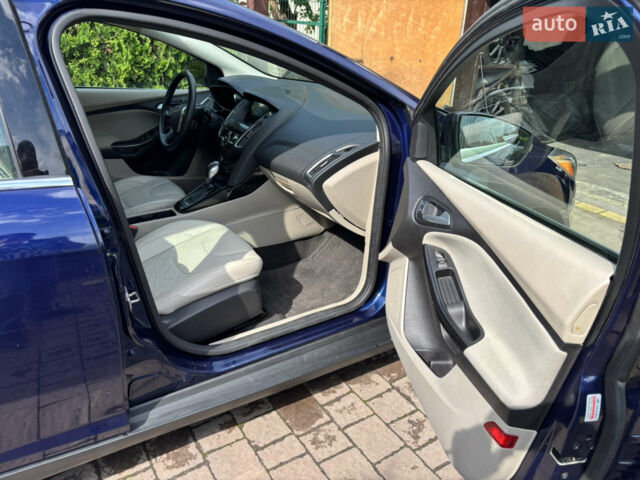 Синий Форд Фокус, объемом двигателя 0 л и пробегом 155 тыс. км за 9200 $, фото 6 на Automoto.ua