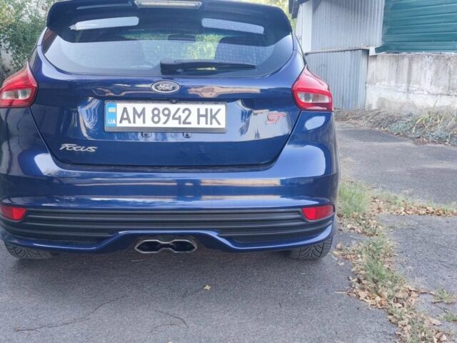 Синий Форд Фокус, объемом двигателя 2 л и пробегом 32 тыс. км за 12600 $, фото 5 на Automoto.ua