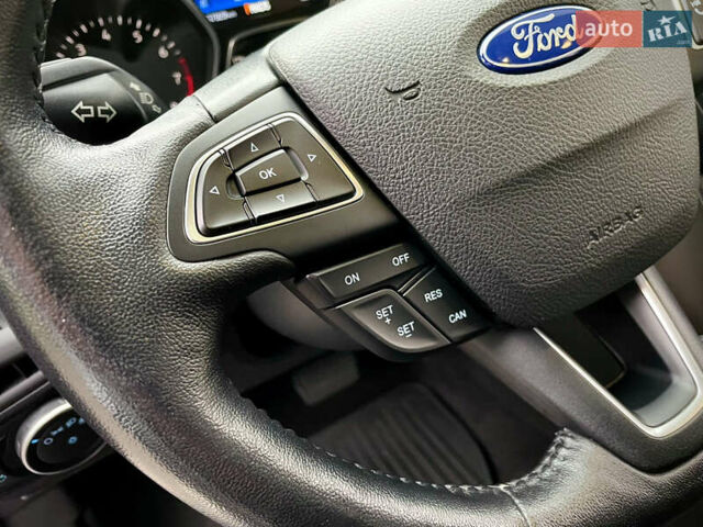 Синий Форд Фокус, объемом двигателя 2 л и пробегом 57 тыс. км за 11200 $, фото 51 на Automoto.ua