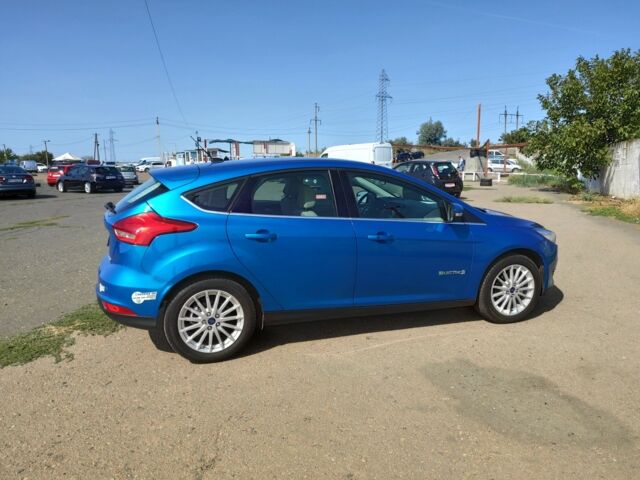 Синій Форд Фокус, об'ємом двигуна 0 л та пробігом 29 тис. км за 13900 $, фото 1 на Automoto.ua