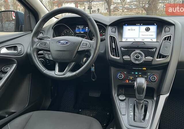 Синий Форд Фокус, объемом двигателя 2 л и пробегом 114 тыс. км за 9700 $, фото 14 на Automoto.ua