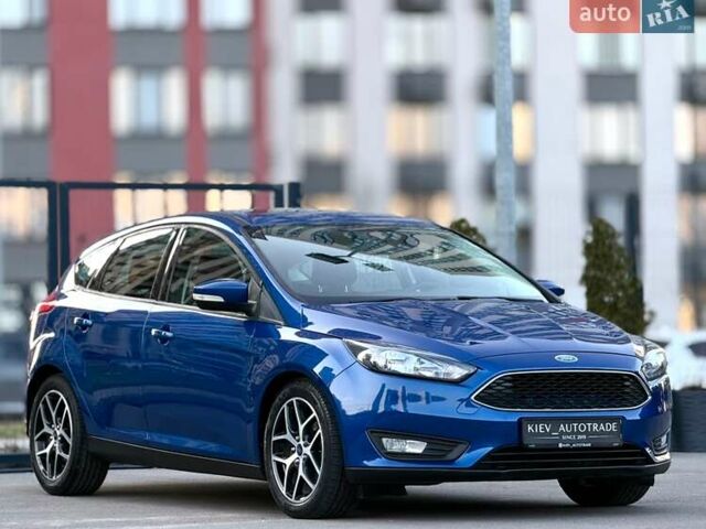 Синий Форд Фокус, объемом двигателя 2 л и пробегом 144 тыс. км за 8900 $, фото 5 на Automoto.ua