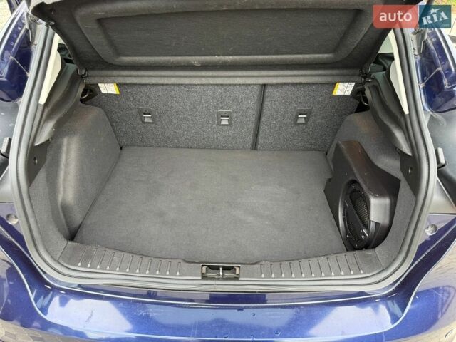 Синій Форд Фокус, об'ємом двигуна 2 л та пробігом 60 тис. км за 7300 $, фото 20 на Automoto.ua