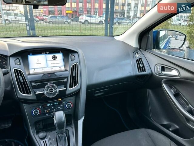 Синий Форд Фокус, объемом двигателя 2 л и пробегом 144 тыс. км за 8900 $, фото 34 на Automoto.ua