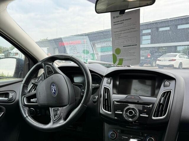 Синій Форд Фокус, об'ємом двигуна 2 л та пробігом 160 тис. км за 10700 $, фото 5 на Automoto.ua