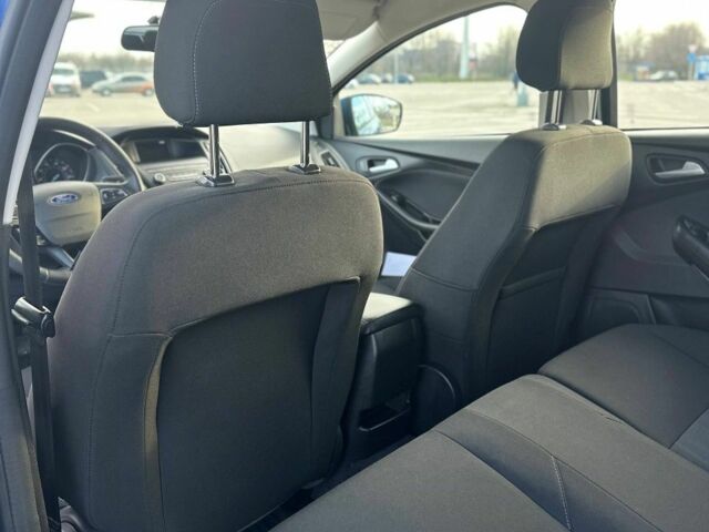 Синій Форд Фокус, об'ємом двигуна 0 л та пробігом 89 тис. км за 9999 $, фото 7 на Automoto.ua