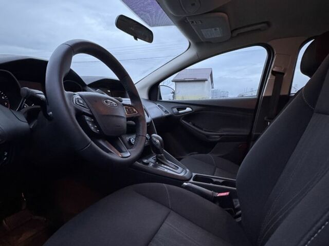 Синій Форд Фокус, об'ємом двигуна 2 л та пробігом 117 тис. км за 10200 $, фото 8 на Automoto.ua