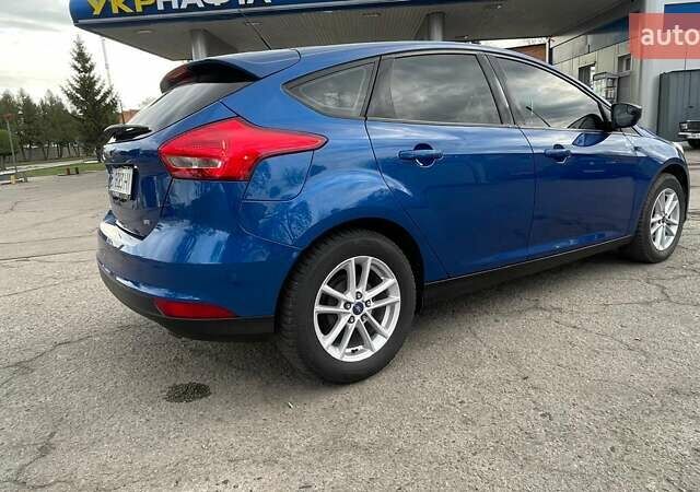 Синий Форд Фокус, объемом двигателя 2 л и пробегом 124 тыс. км за 9500 $, фото 1 на Automoto.ua