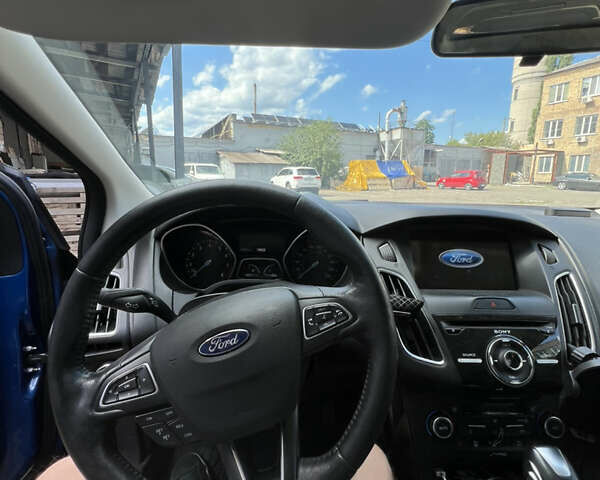 Синий Форд Фокус, объемом двигателя 2 л и пробегом 122 тыс. км за 12020 $, фото 2 на Automoto.ua