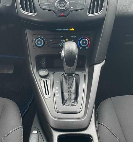 Синий Форд Фокус, объемом двигателя 2 л и пробегом 124 тыс. км за 9500 $, фото 14 на Automoto.ua