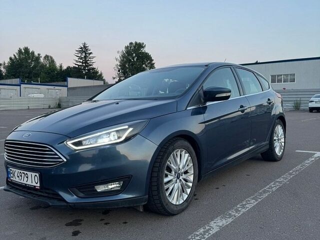 Синий Форд Фокус, объемом двигателя 2 л и пробегом 160 тыс. км за 11000 $, фото 3 на Automoto.ua