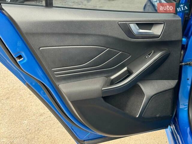 Синий Форд Фокус, объемом двигателя 1.5 л и пробегом 116 тыс. км за 15240 $, фото 17 на Automoto.ua