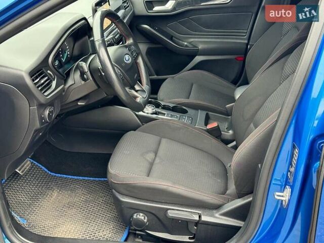 Синий Форд Фокус, объемом двигателя 1.5 л и пробегом 116 тыс. км за 15240 $, фото 15 на Automoto.ua