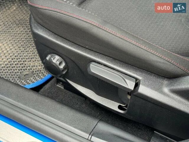 Синий Форд Фокус, объемом двигателя 1.5 л и пробегом 116 тыс. км за 15240 $, фото 16 на Automoto.ua