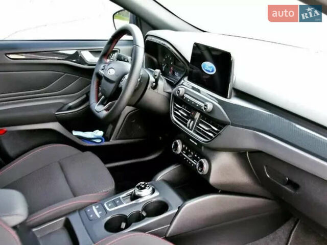 Синий Форд Фокус, объемом двигателя 1.5 л и пробегом 26 тыс. км за 18700 $, фото 11 на Automoto.ua