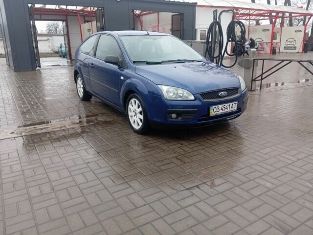 Синий Форд Фокус, объемом двигателя 1.6 л и пробегом 370 тыс. км за 4200 $, фото 3 на Automoto.ua