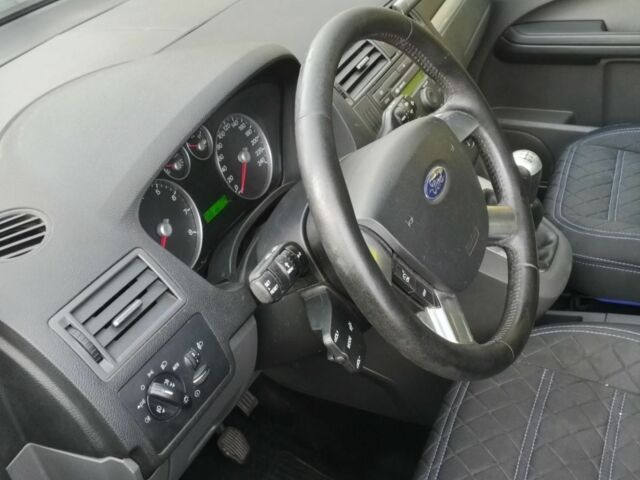 Синий Форд Фокус, объемом двигателя 1.8 л и пробегом 50 тыс. км за 4700 $, фото 2 на Automoto.ua