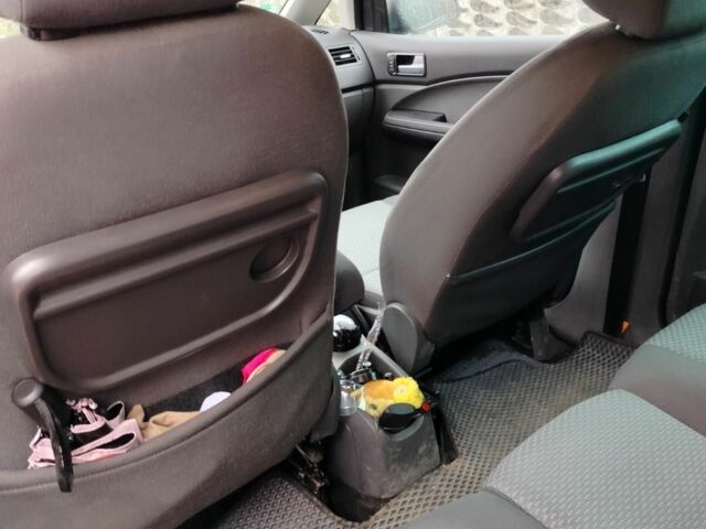 Синій Форд Фокус, об'ємом двигуна 1.8 л та пробігом 196 тис. км за 4450 $, фото 2 на Automoto.ua