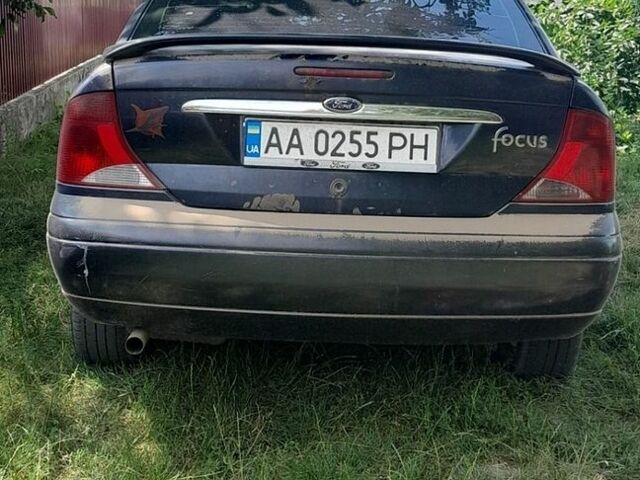 Синий Форд Фокус, объемом двигателя 2.01 л и пробегом 300 тыс. км за 1250 $, фото 3 на Automoto.ua