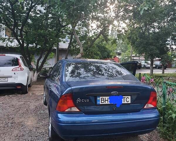 Синий Форд Фокус, объемом двигателя 2 л и пробегом 188 тыс. км за 3400 $, фото 3 на Automoto.ua