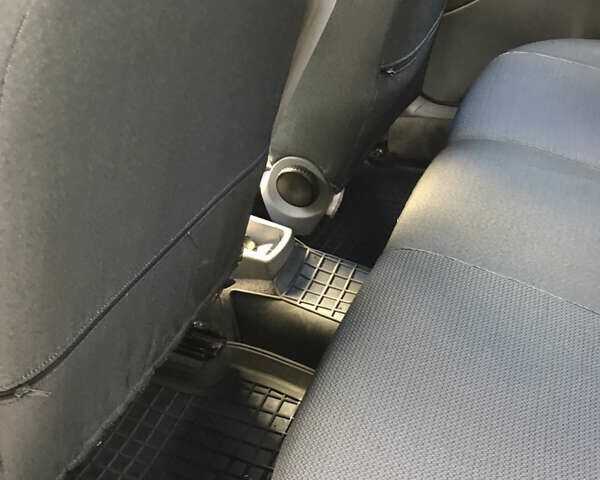 Синий Форд Фокус, объемом двигателя 2 л и пробегом 197 тыс. км за 3000 $, фото 1 на Automoto.ua