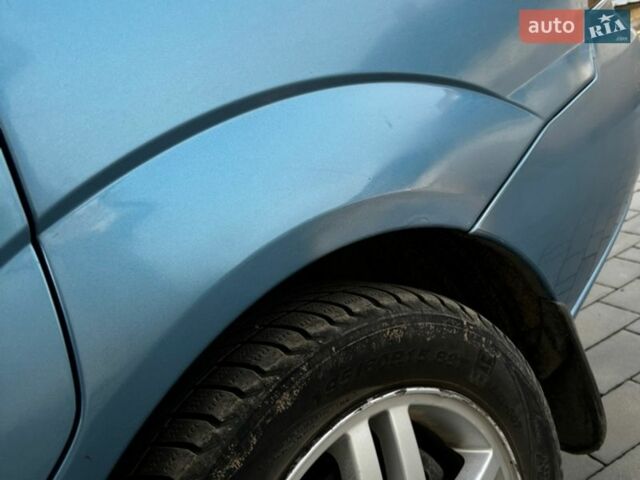Синій Форд Фокус, об'ємом двигуна 1.6 л та пробігом 288 тис. км за 2550 $, фото 8 на Automoto.ua