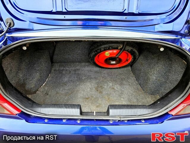 Синий Форд Фокус, объемом двигателя 1.8 л и пробегом 200 тыс. км за 3800 $, фото 9 на Automoto.ua