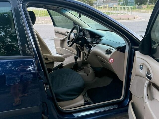 Синій Форд Фокус, об'ємом двигуна 2 л та пробігом 271 тис. км за 2200 $, фото 8 на Automoto.ua