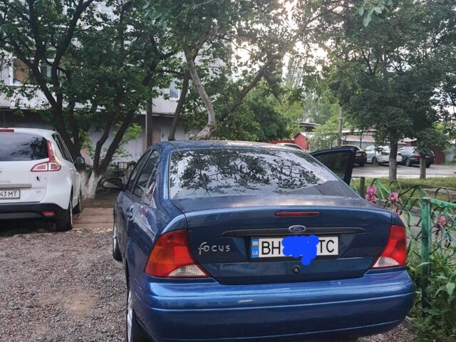 Синий Форд Фокус, объемом двигателя 2 л и пробегом 188 тыс. км за 3000 $, фото 2 на Automoto.ua