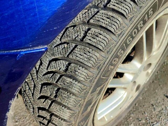 Синий Форд Фокус, объемом двигателя 1.8 л и пробегом 150 тыс. км за 3300 $, фото 1 на Automoto.ua