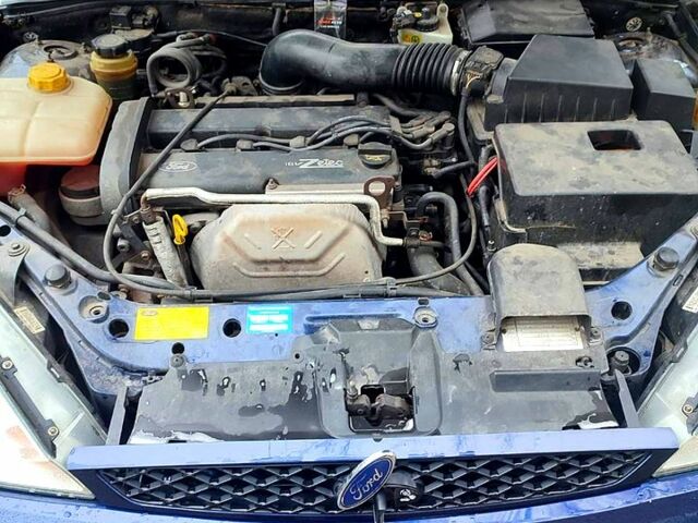 Синий Форд Фокус, объемом двигателя 1.8 л и пробегом 220 тыс. км за 3600 $, фото 1 на Automoto.ua