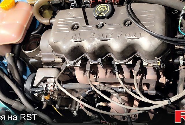 Синій Форд Фокус, об'ємом двигуна 2 л та пробігом 250 тис. км за 2700 $, фото 5 на Automoto.ua