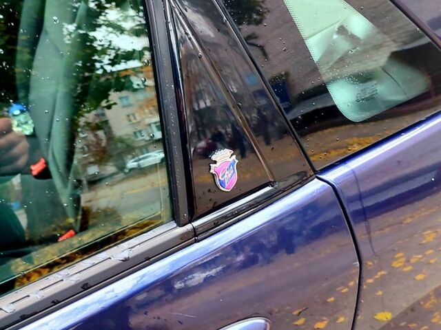 Синий Форд Фокус, объемом двигателя 1.8 л и пробегом 220 тыс. км за 3600 $, фото 7 на Automoto.ua