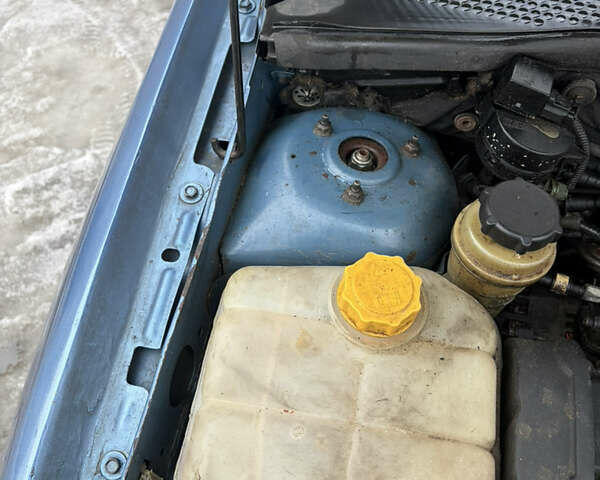 Синий Форд Фокус, объемом двигателя 1.99 л и пробегом 339 тыс. км за 1950 $, фото 20 на Automoto.ua