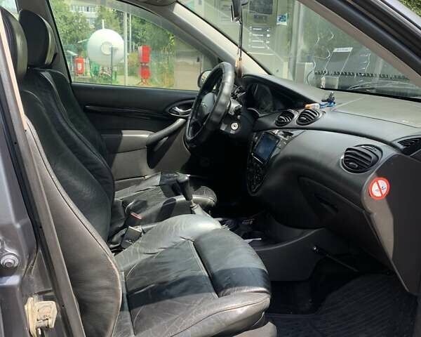 Синій Форд Фокус, об'ємом двигуна 1.8 л та пробігом 345 тис. км за 3000 $, фото 9 на Automoto.ua