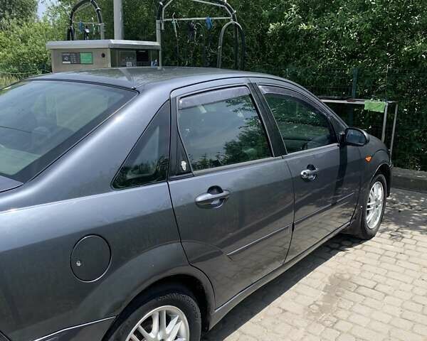 Синій Форд Фокус, об'ємом двигуна 1.8 л та пробігом 345 тис. км за 3000 $, фото 1 на Automoto.ua