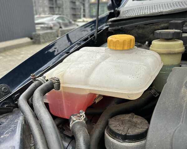 Синій Форд Фокус, об'ємом двигуна 0 л та пробігом 345 тис. км за 2300 $, фото 17 на Automoto.ua