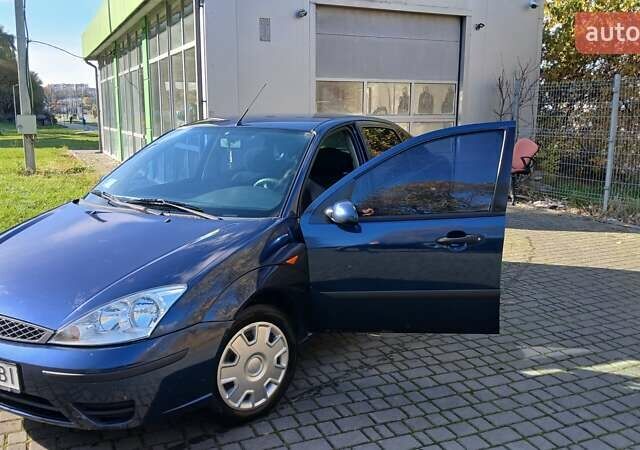 Синій Форд Фокус, об'ємом двигуна 1.8 л та пробігом 344 тис. км за 2500 $, фото 4 на Automoto.ua